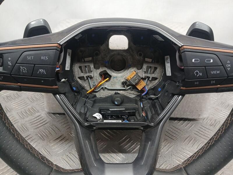 Recambio de volante para cupra formentor basis referencia OEM IAM 5FA419091DQ  