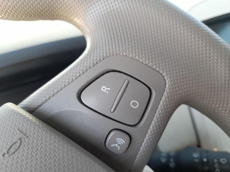 Recambio de volante para renault zoe (bfm_) zoe referencia OEM IAM   