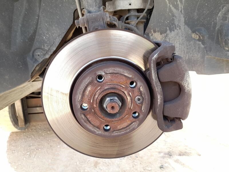 Recambio de mangueta delantera derecha para nissan nv250 furgoneta (x61) dci 80 referencia OEM IAM 4001400Q2C  