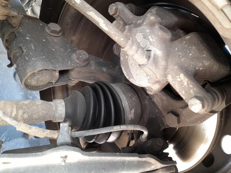 Recambio de mangueta delantera izquierda para nissan nv250 furgoneta (x61) dci 80 referencia OEM IAM 4001500Q2C  