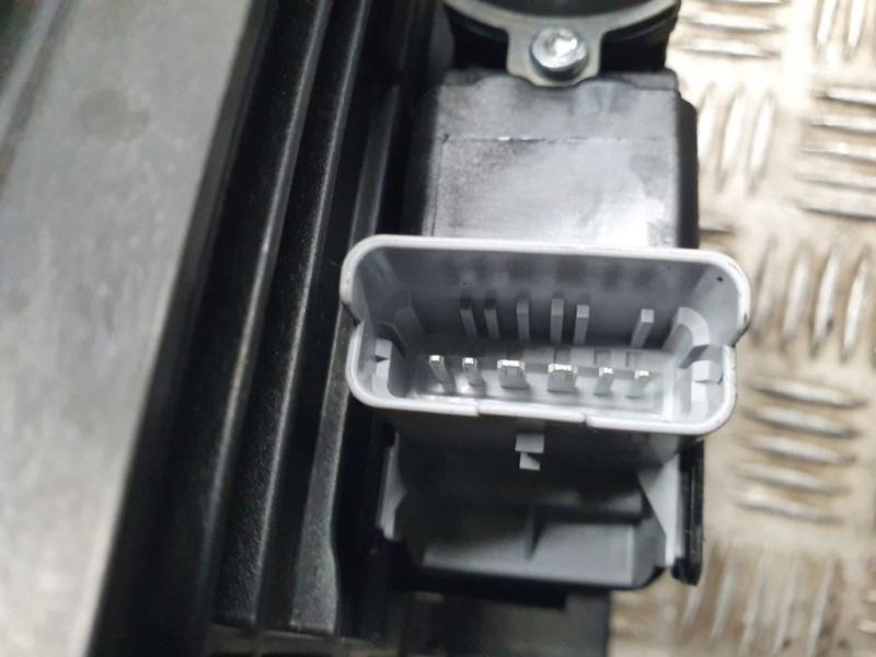 Recambio de elevalunas trasero izquierdo para peugeot 2008 (p1) active referencia OEM IAM 9830003080  6 PINES