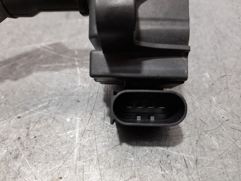 Recambio de bobina encendido para nissan qashqai (j11) visia referencia OEM IAM 224332935R A2829060000 