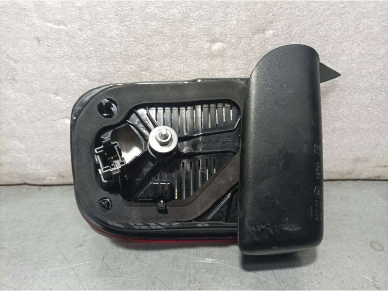 Recambio de piloto trasero izquierdo para citroën c4 cactus live referencia OEM IAM 9821352780 90120849 INTERIOR VALEO