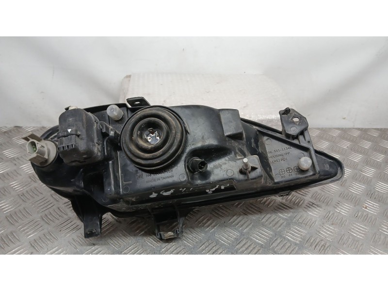 Recambio de faro izquierdo para renault megane i (ba0/1_) 1.4 16v (ba0d, ba1h, ba0w, ba10) referencia OEM IAM 260605784R DEPO RO