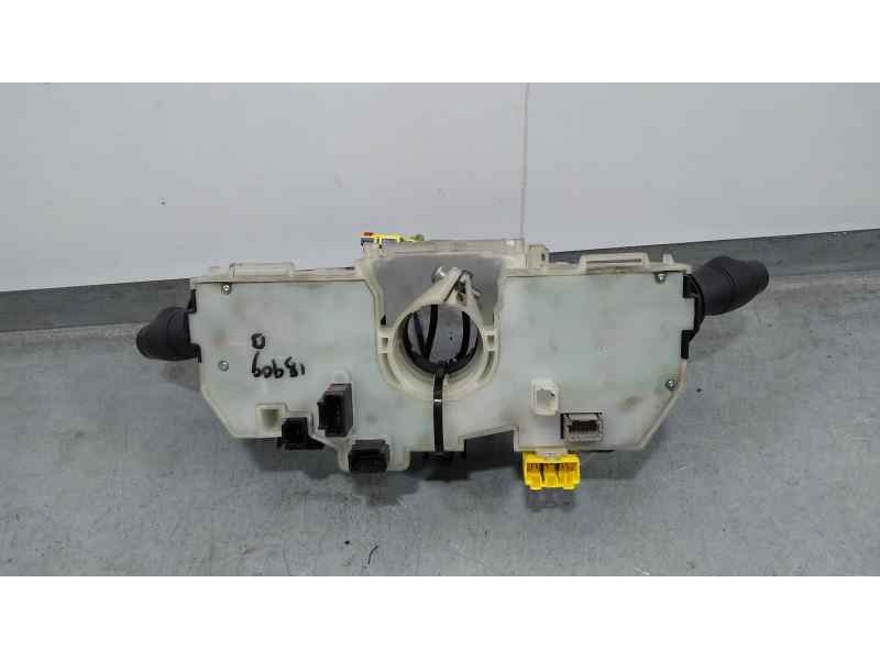 Recambio de mando luces y limpia para renault megane iii coupe color edition referencia OEM IAM 255670019R  