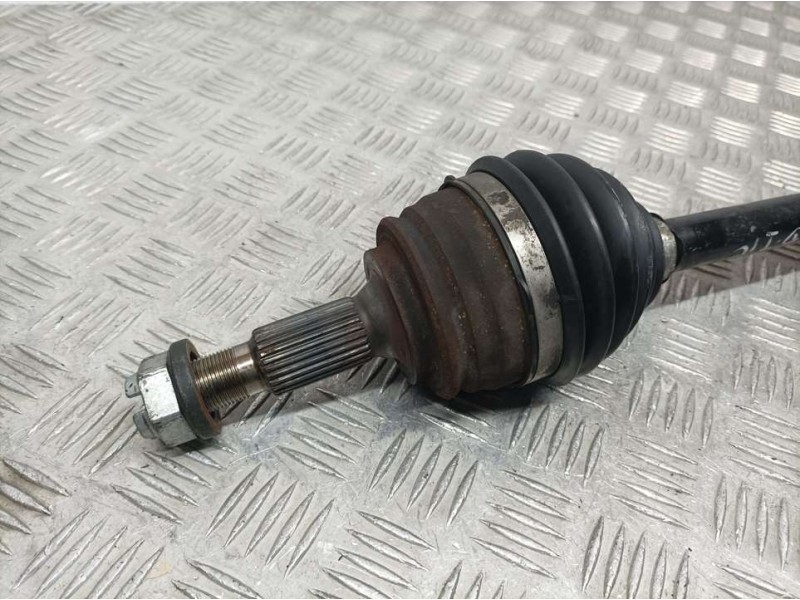 Recambio de transmision delantera izquierda para peugeot 308 active bussines referencia OEM IAM 9677561480  