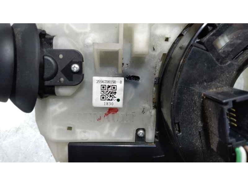 Recambio de mando luces y limpia para renault megane iii coupe color edition referencia OEM IAM 255670019R  