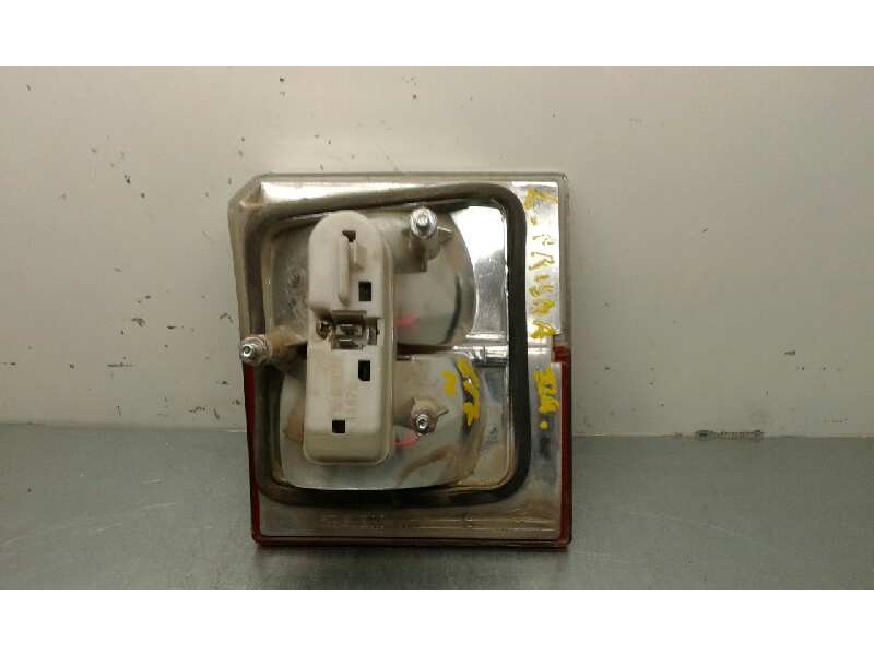 Recambio de piloto trasero izquierdo interior para lancia prisma 1500 referencia OEM IAM   INTERIOR