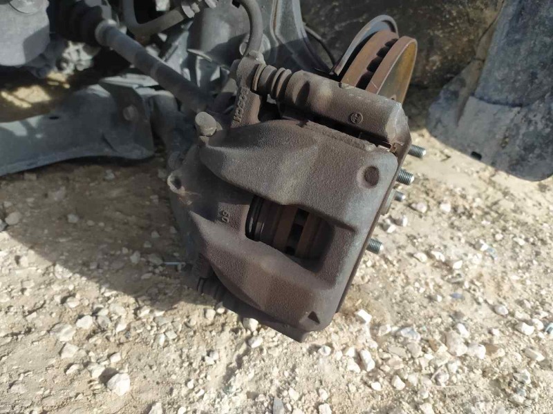Recambio de pinza freno delantera izquierda para honda cr-v (re) executive 4wd referencia OEM IAM 45019SWWG00  BOSCH