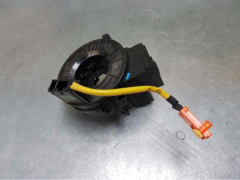 Recambio de kit airbag para toyota prius (nhw30) plug-in hybrid executive referencia OEM IAM 8917047101  