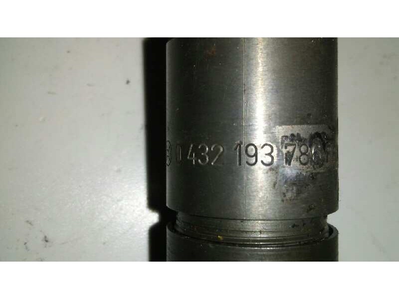 Recambio de inyector para volvo s80 berlina 2.5 turbodiesel referencia OEM IAM 0432193786  