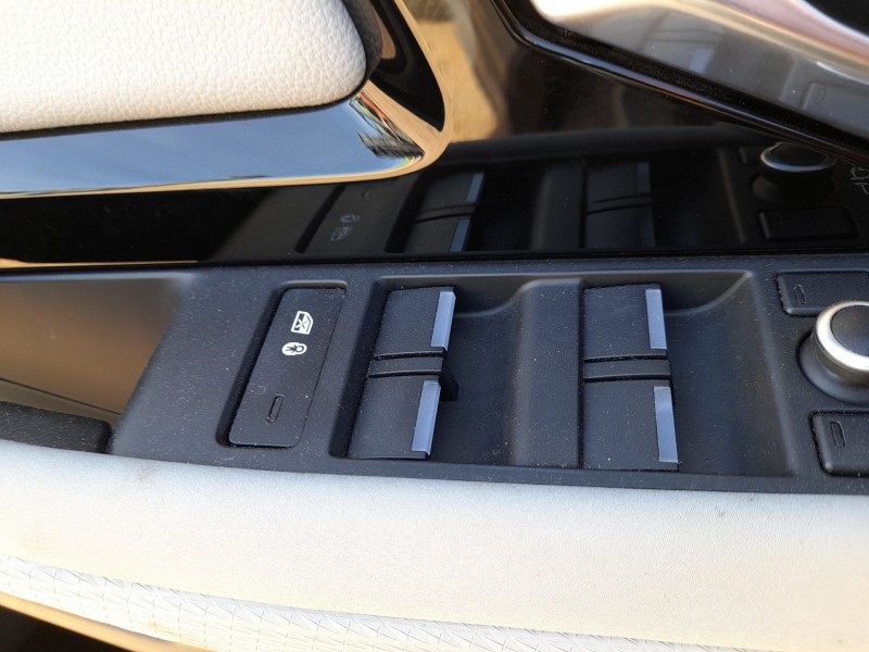 Recambio de mando elevalunas delantero izquierdo para land rover range rover evoque (l551) 2.0 d150 mhev 4x4 referencia OEM IAM 