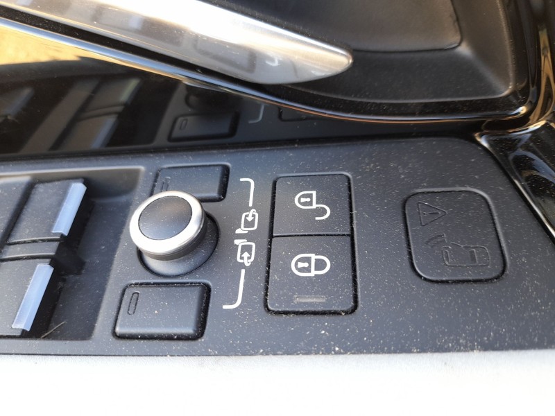 Recambio de mando elevalunas delantero izquierdo para land rover range rover evoque (l551) 2.0 d150 mhev 4x4 referencia OEM IAM 