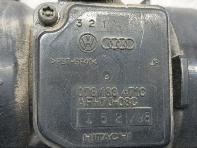 Recambio de caudalimetro para audi a6 berlina (4b2) 2.4 (121kw) referencia OEM IAM 078133471C AFH7008C HITACHI