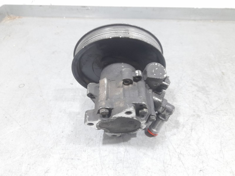 Recambio de bomba direccion para bmw serie 3 berlina (e46) 316i referencia OEM IAM 32411094964  