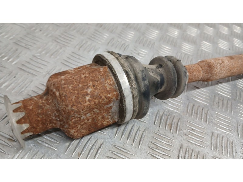 Recambio de transmision delantera derecha para renault megane i (ba0/1_) 1.4 16v (ba0d, ba1h, ba0w, ba10) referencia OEM IAM 770