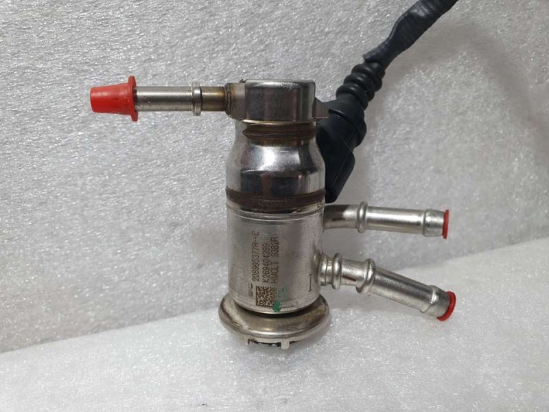 Recambio de inyector adblue para renault clio v intens referencia OEM IAM 208995377R K269404399 