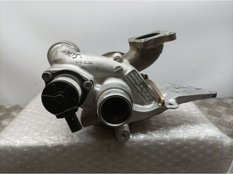 Recambio de turbocompresor para peugeot 208 1.2 12v e-thp / puretech referencia OEM IAM 9825982080 8702482 GARRETT