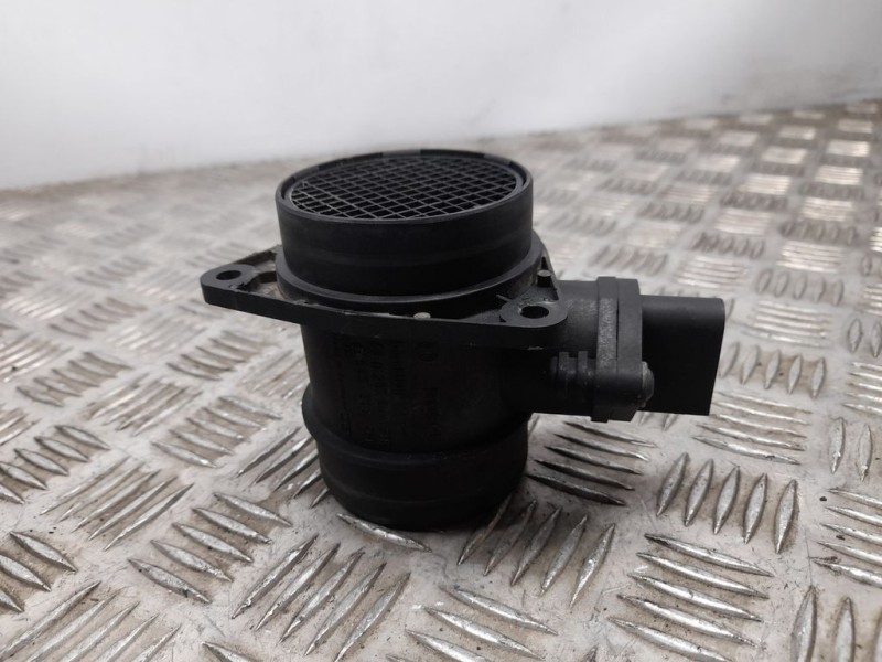 Recambio de caudalimetro para volkswagen lupo (6x1/6e1) advance referencia OEM IAM 045906461 0281002318 BOSCH