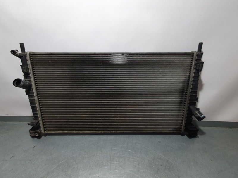 Recambio de radiador agua para volvo v50 familiar 2.0 kinetic referencia OEM IAM 3M5H8005RK  