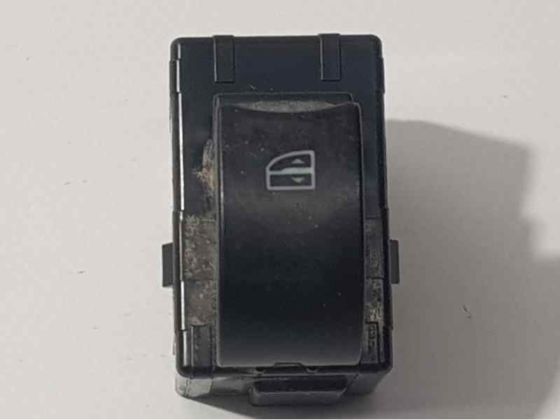 Recambio de mando elevalunas delantero derecho para renault koleos dynamique referencia OEM IAM 25411JY00A  