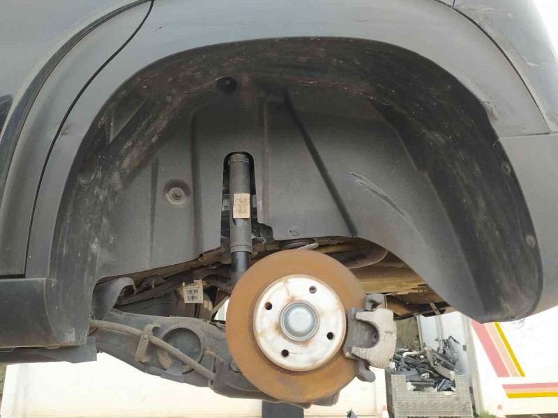 Recambio de plastico pase rueda tras. izq. para citroën c3 shine pack referencia OEM IAM YQ00240180  