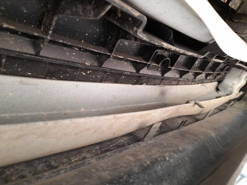 Recambio de refuerzo paragolpes trasero para nissan nv250 furgoneta (x61) dci 80 referencia OEM IAM 8504200Q0A  