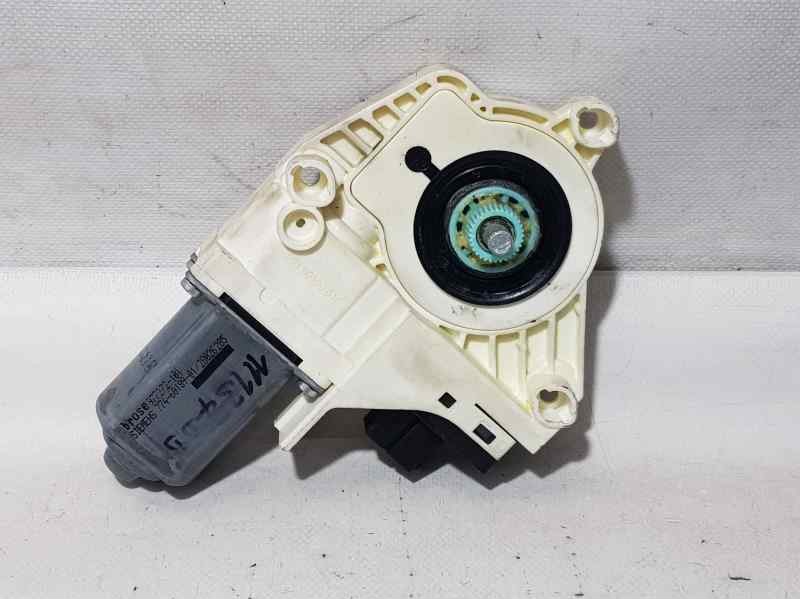 Recambio de motor elevalunas delantero derecho para audi a6 berlina (4f2) 2.0 tfsi referencia OEM IAM   4 PINS