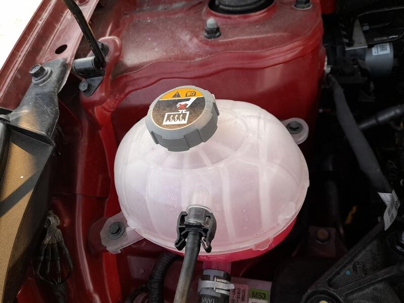 Recambio de deposito expansion para kia sportage v (nq5) 1.6 crdi mhev referencia OEM IAM 25430N7200  