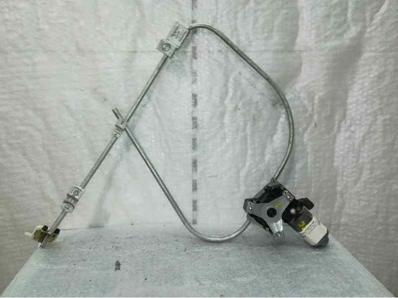 Recambio de elevalunas delantero derecho para renault clio i phase iii 1.2 campus referencia OEM IAM SIN REF. 2 PINS ELECTRICO 