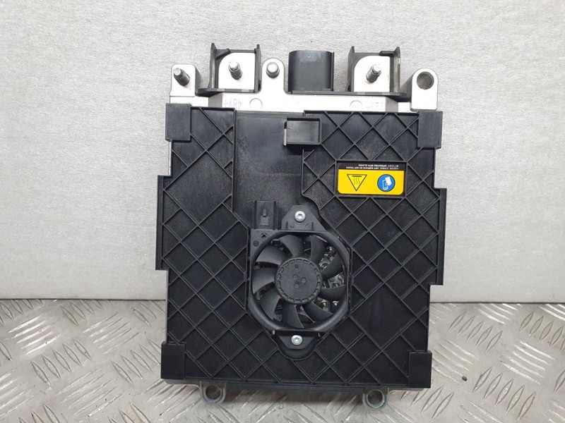 Recambio de modulo electronico para suzuki swift (az) sport hibrid referencia OEM IAM 9646074S00 F01R005009 