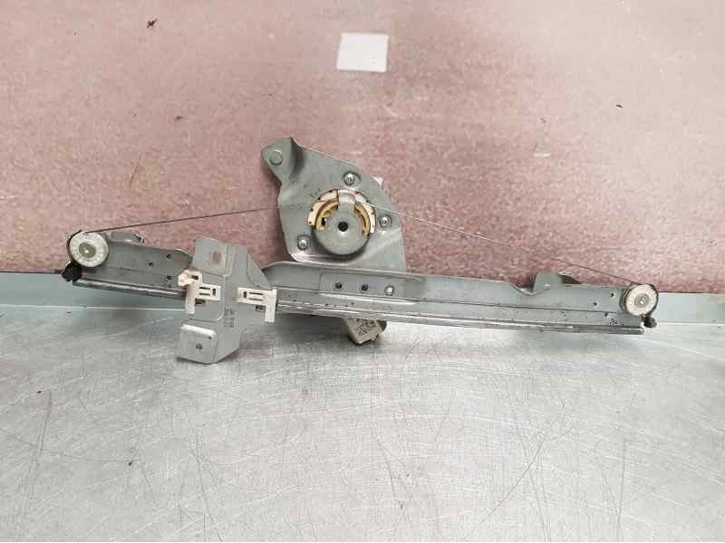 Recambio de elevalunas delantero izquierdo para dacia sandero stepway referencia OEM IAM  2 PINS ELECTRICO