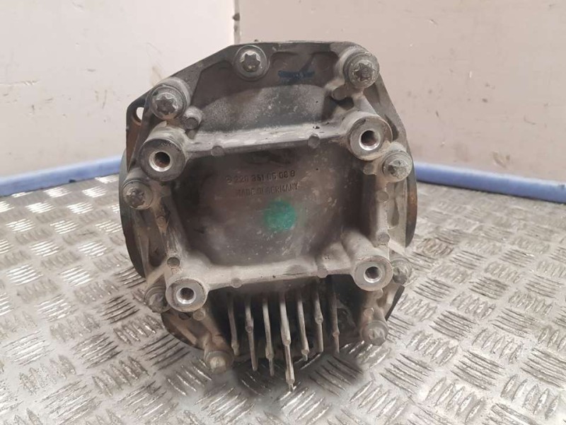 Recambio de diferencial trasero para mercedes-benz clase s (w220) berlina 500 (220.075) referencia OEM IAM 0097918  RELACION: 2 