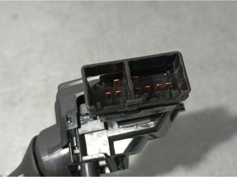 Recambio de mando limpia para peugeot 108 active referencia OEM IAM 17F003LH  