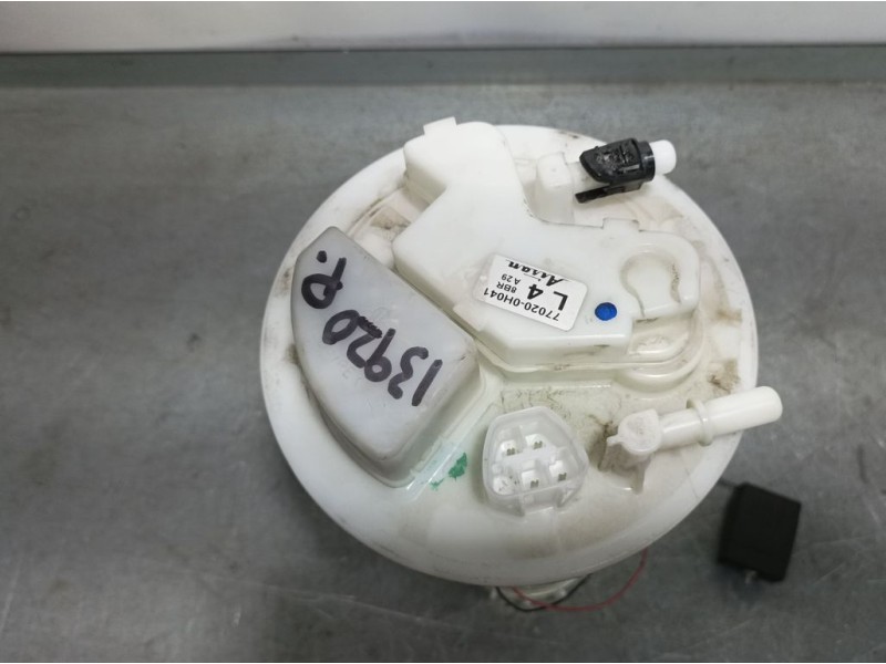 Recambio de aforador para peugeot 108 active referencia OEM IAM 770200H041  AISAN