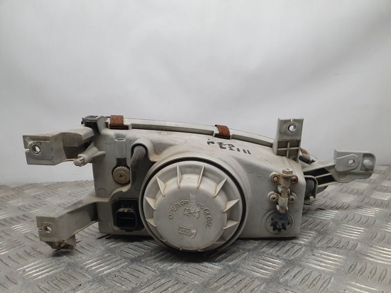 Recambio de faro izquierdo para hyundai accent (x3) 1.3 ls referencia OEM IAM SIN REF  