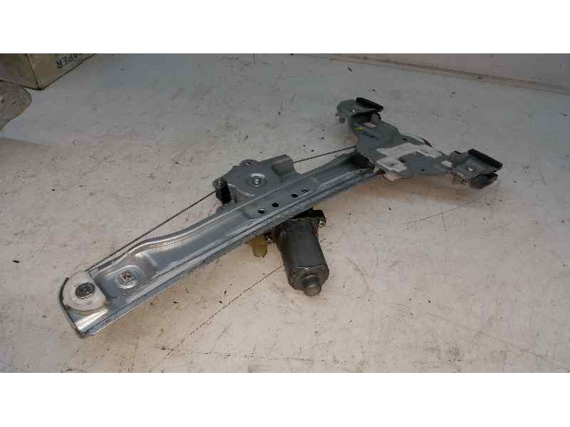 Recambio de elevalunas trasero izquierdo para chevrolet aveo sedán lt+ referencia OEM IAM  2 PINS ELECTRICO
