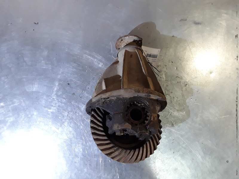 Recambio de diferencial trasero para nissan trade cerrada referencia OEM IAM   