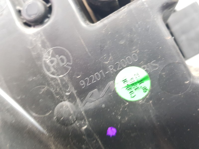 Recambio de faro antiniebla izquierdo para kia sportage v (nq5) 1.6 crdi mhev referencia OEM IAM 92201R2000  