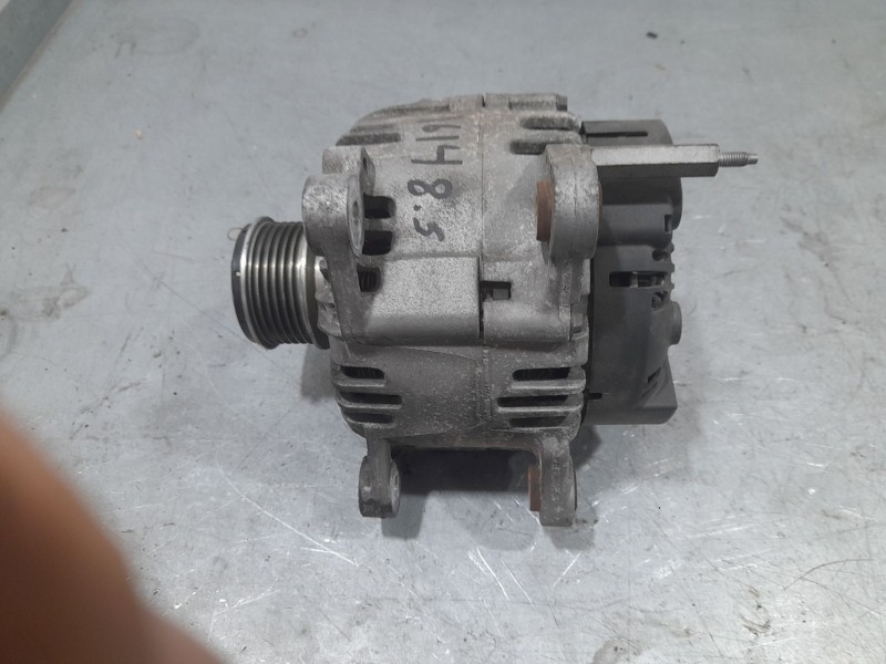 Recambio de alternador para audi a3 (8p) atraccion referencia OEM IAM 06F903023C VALEO TG14C011
