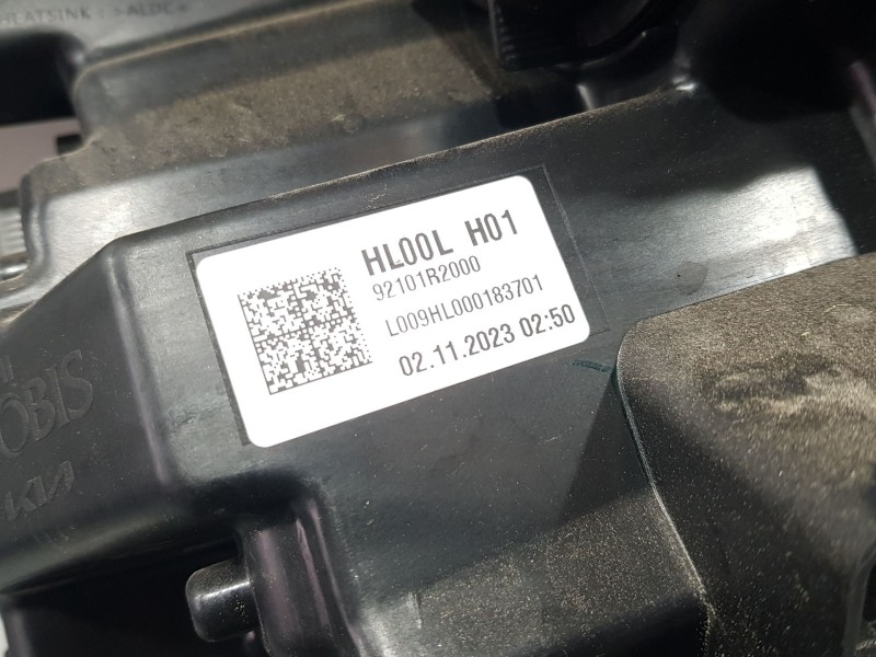 Recambio de faro izquierdo para kia sportage v (nq5) 1.6 crdi mhev referencia OEM IAM 92101R2000  