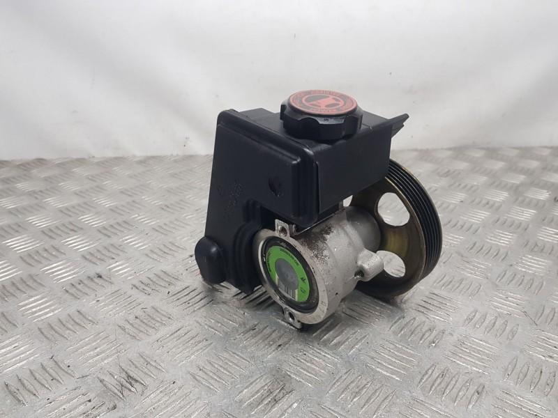 Recambio de bomba direccion para citroën xsara picasso (n68) 2.0 hdi referencia OEM IAM 9636320580  
