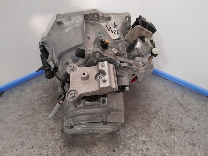 Recambio de caja cambios para citroën c4 cactus feel referencia OEM IAM 20V246 0157258 6VELOCIDADES