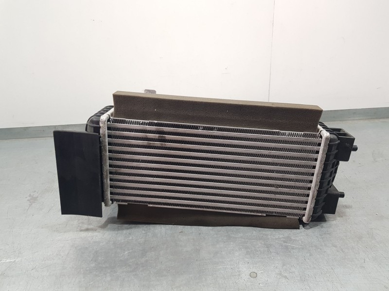 Recambio de intercooler para kia sportage v (nq5) 1.6 crdi mhev referencia OEM IAM 282712U301  