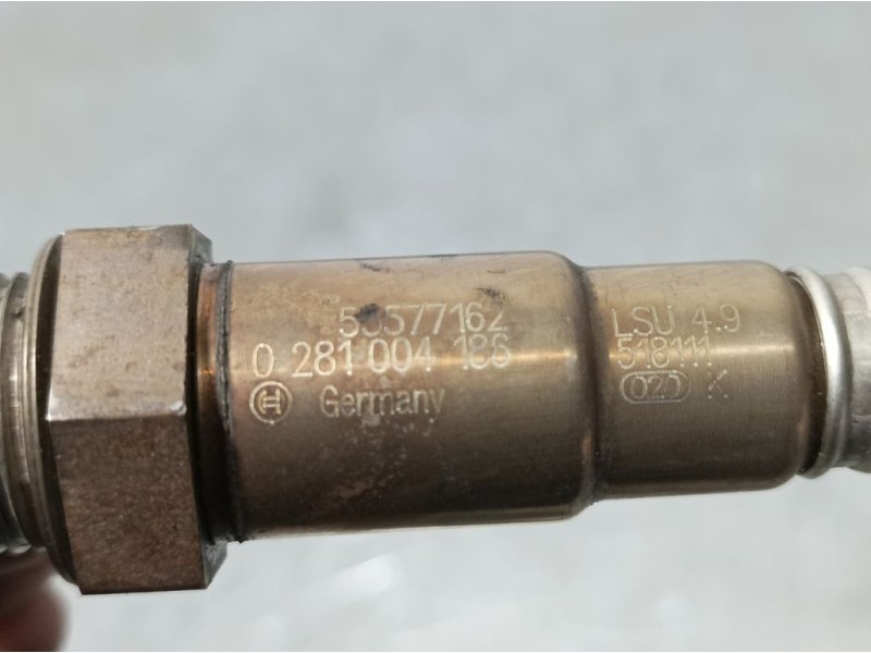 Recambio de sonda lambda para opel insignia berlina excellence referencia OEM IAM 55577162 0281004186 BOSCH
