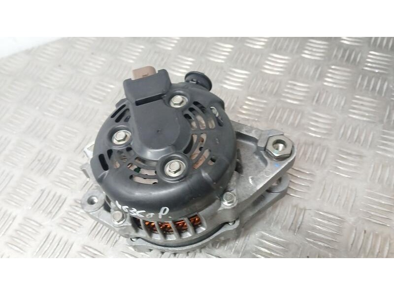 Recambio de alternador para toyota aygo x play referencia OEM IAM 270600Q160 DENSO 1042109821