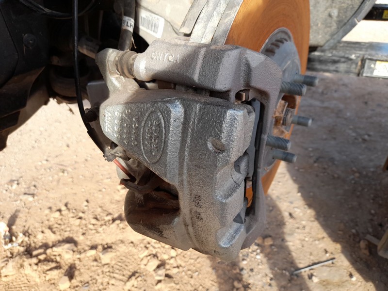 Recambio de pinza freno delantera izquierda para land rover range rover evoque (l551) 2.0 d150 mhev 4x4 referencia OEM IAM LR061