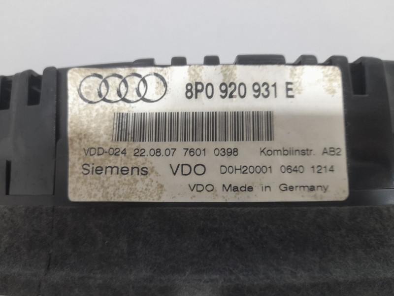 Recambio de cuadro instrumentos para audi a3 (8p) atraccion referencia OEM IAM 8P0920931E SIEMENS D0H2000106401214