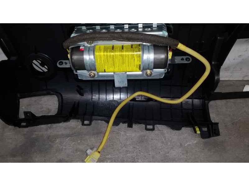 Recambio de kit airbag para toyota avensis berlina (t25) 2.0 executive sedán (4-ptas.) referencia OEM IAM   C/SALPICADERO