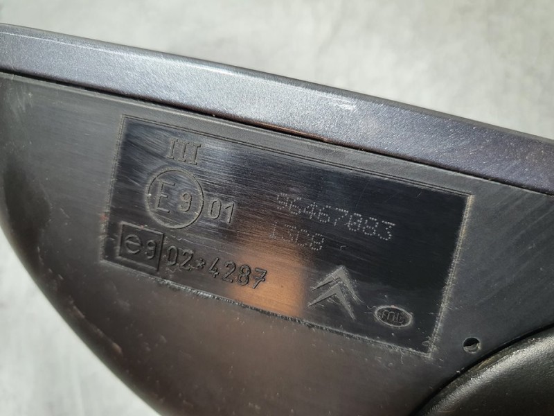 Recambio de retrovisor izquierdo para citroën c4 coupe collection referencia OEM IAM 96467083  ELECTRICO 3 Y 2 CABLES